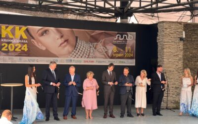KŘEHKÁ KRÁSA – další ročník úspěšně výstavy skla a bižuterie v Jablonci zahájen….
